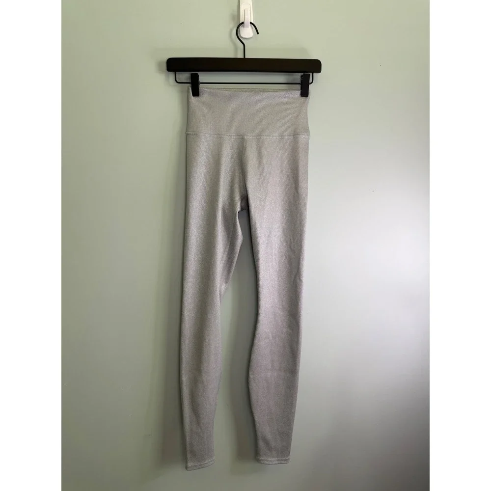 Alo Yoga High Waist Silver Shimmer Ribbed Leggings Silver Metallic Small